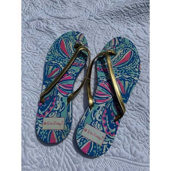 Lilly Pulitzer Shoes - NEW Lilly Pulitzer Target My Fans Flip Flops Women Gold Straps w/Pink & Blue